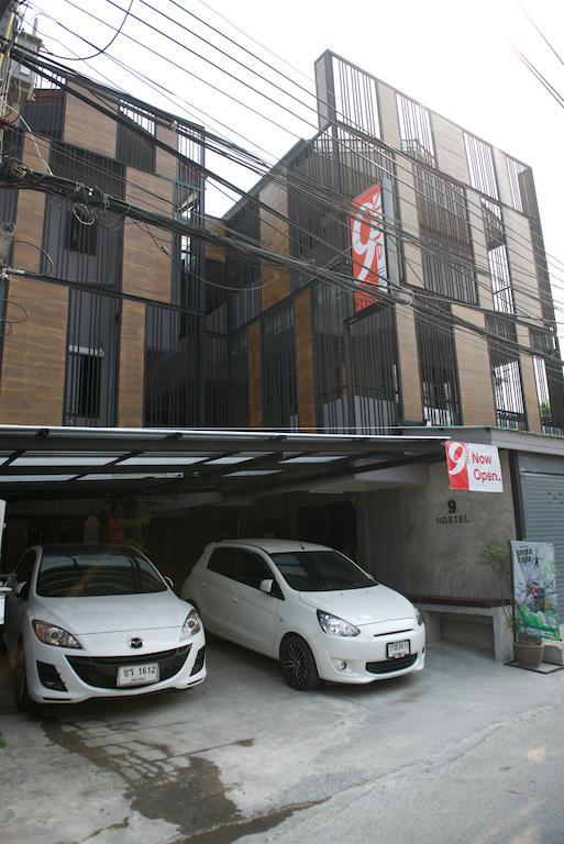 9 Hostel Chiang Mai Bagian luar foto