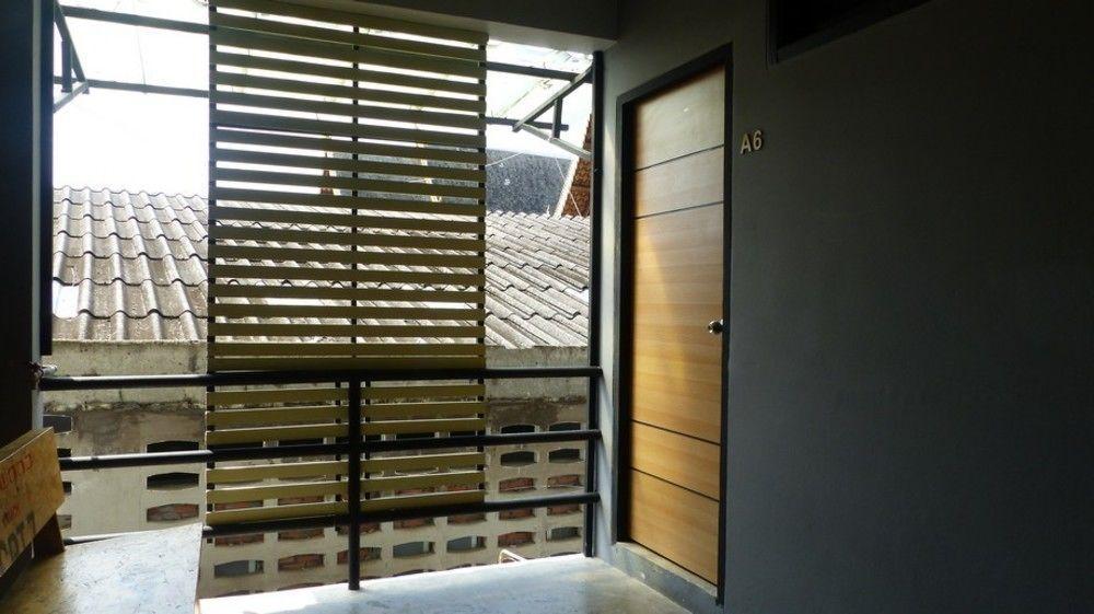 9 Hostel Chiang Mai Bagian luar foto