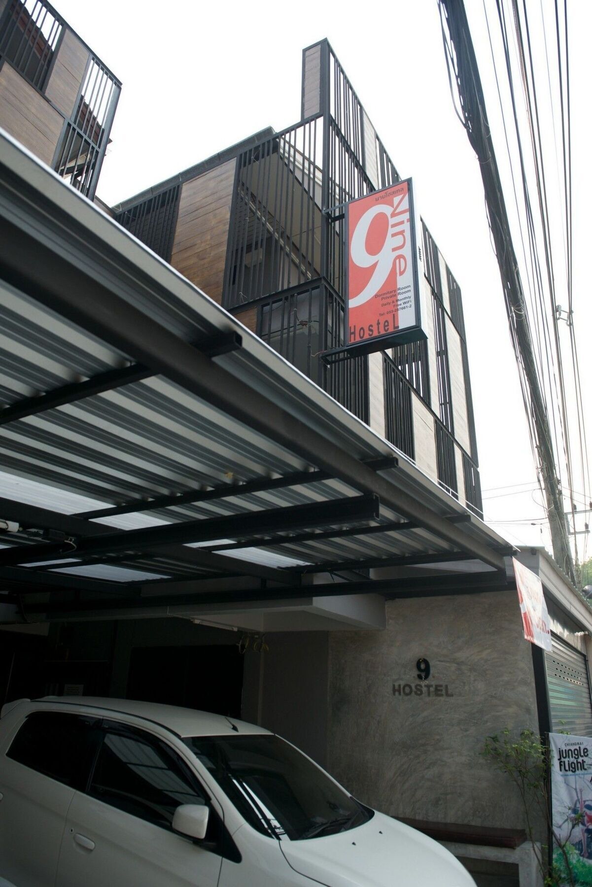 9 Hostel Chiang Mai Bagian luar foto