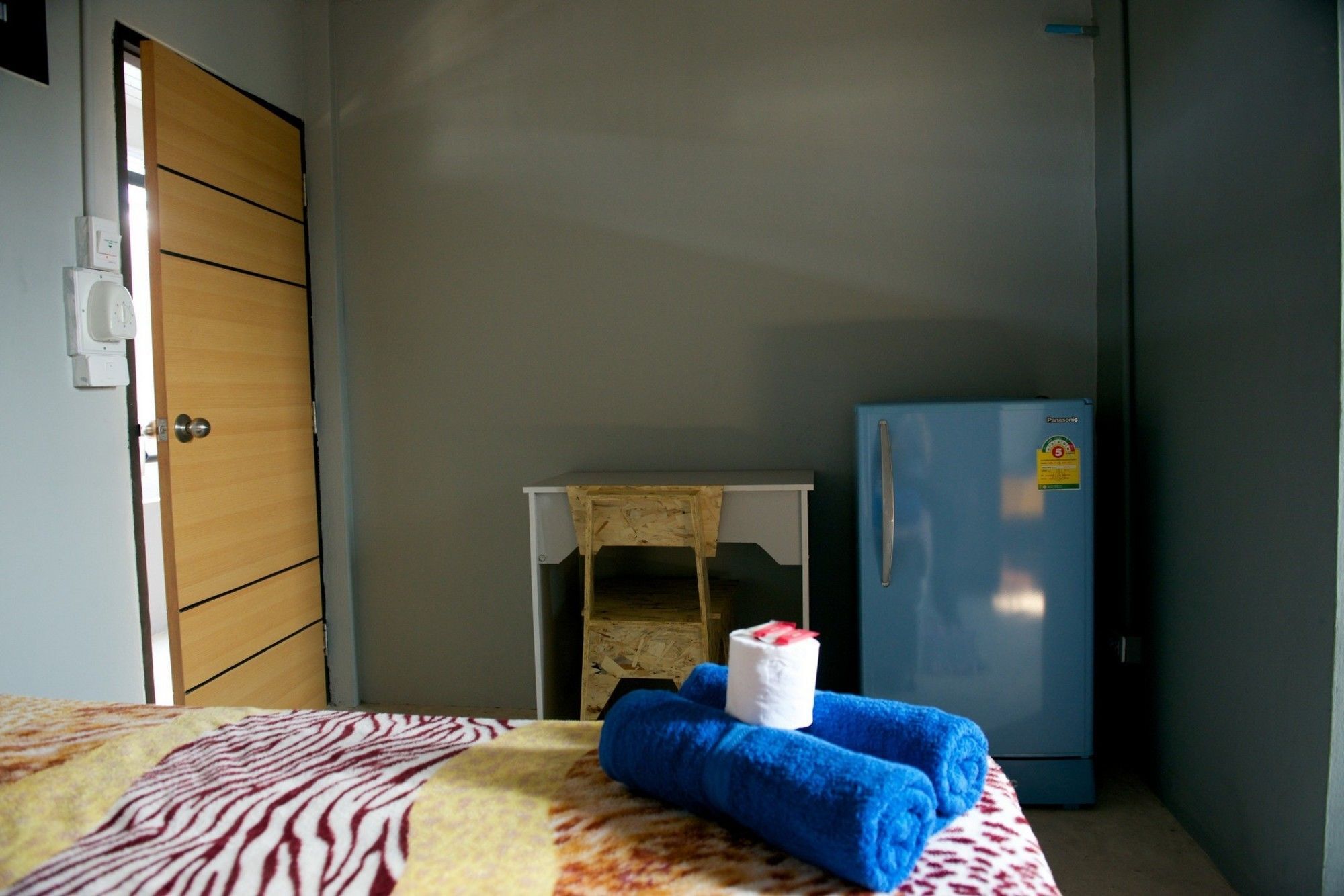 9 Hostel Chiang Mai Bagian luar foto
