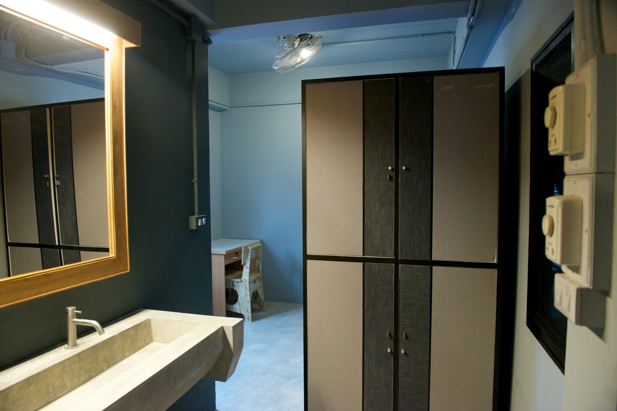 9 Hostel Chiang Mai Bagian luar foto